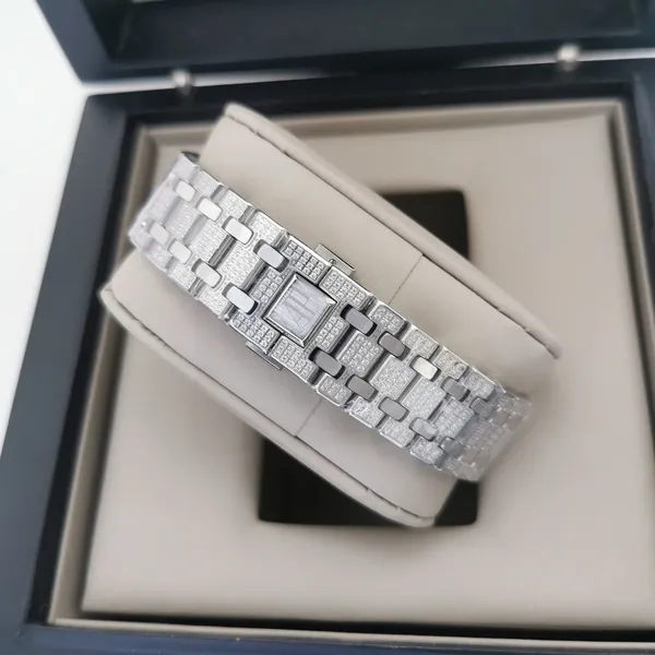 Aud. Pgt Royal Oak Chronograph Prata - Imagem 4