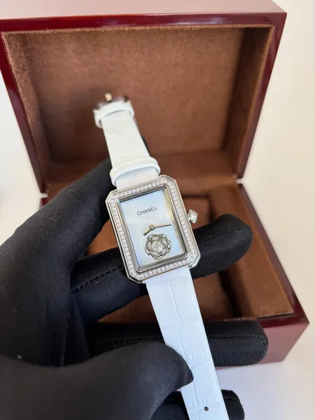 CHNL – Première Camélia