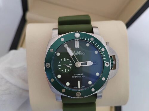 Panerai Luminor Submersible e-Steel
