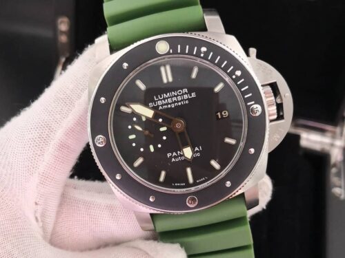 Panerai Luminor Submersible Amagnetic
