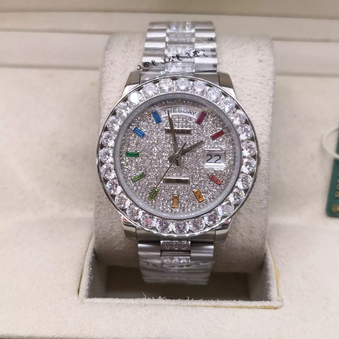 RLX DAY-DATE CRAVEJADO 38mm