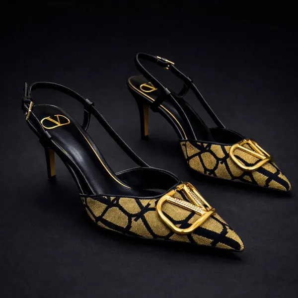 Sandália Slingback Valentino